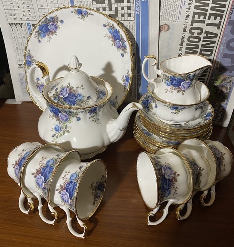 Royal albert moonlight roses - moonlight,