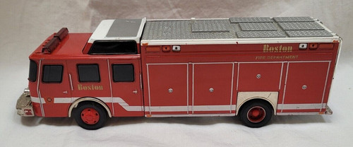Corgi 52205 one fire truck - fire,