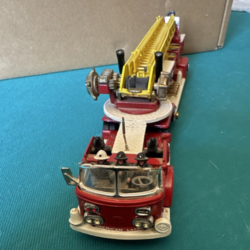 Corgi major toys mack - toys, fire