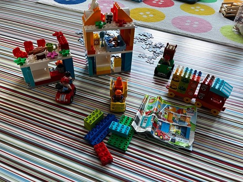 Lego duplo town family house - family,