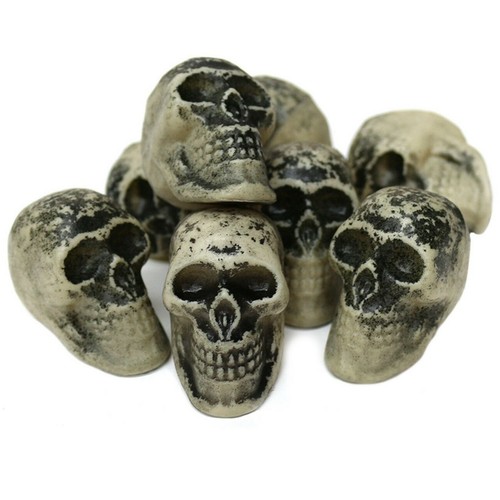 Small halloween skulls - x,