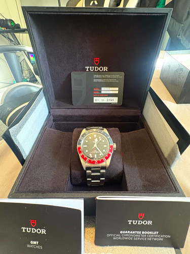 Tudor black bay gmt - bay,