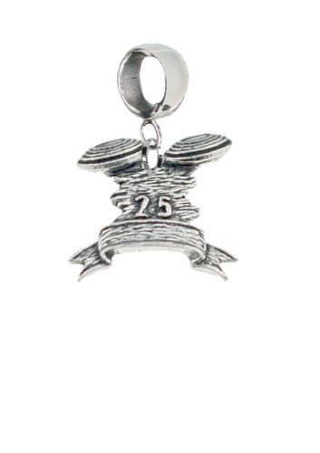 Clay pigeon pewter charm on - c4,