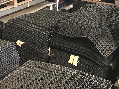 Rubber grass mat horse - grass,