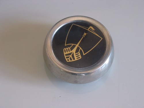 Nos rostyle wheel centre - x,
