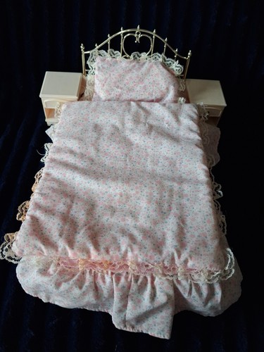 Vintage luxury sindy bed - vintage,