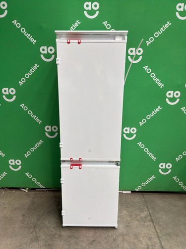 Smeg integrated fridge freezer - integrated,