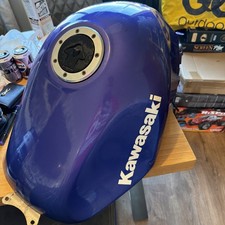 Kawasaki ZZR600E ZZ-R600