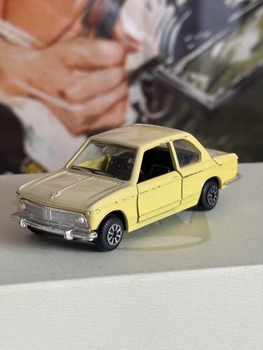Polistil bmw 2002 sports - bmw,