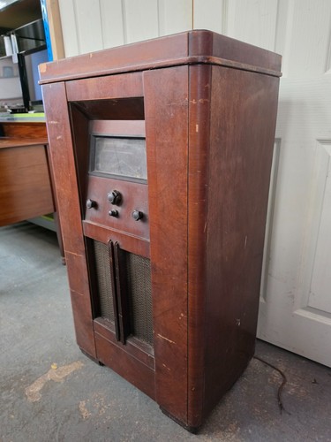 Hmv model 495 radiogram - model,