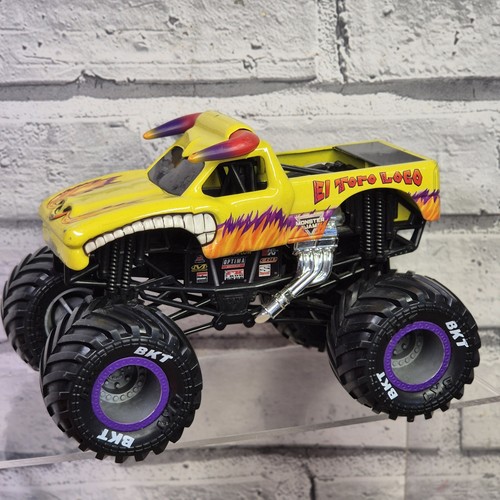 Hot wheels toro loco - hot,