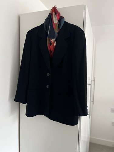 Classic vintage jaeger black - vintage,
