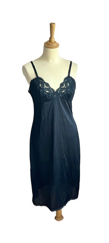 Vtg charnos black silky - *charnos*,