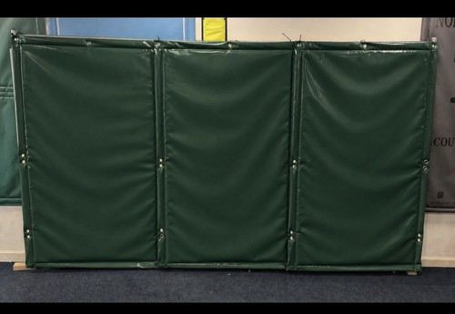 Acoustic sound barrier - , heras