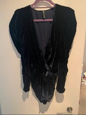 Zara Midnight Blue Velvet Body. Long Sleeved V Neck. Size S