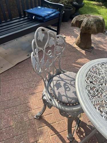 Bistro table 4 chairs white - ,