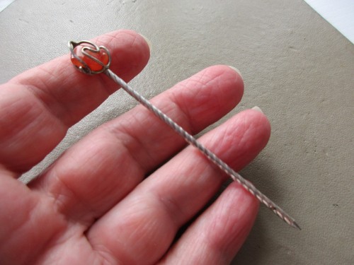 Pretty vintage silver tone - silver,