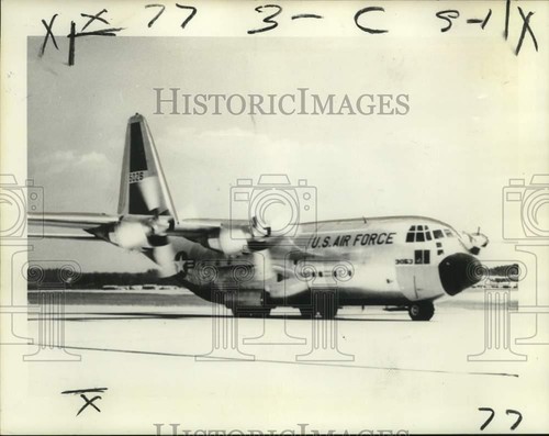 1970 press photo c130 - press,