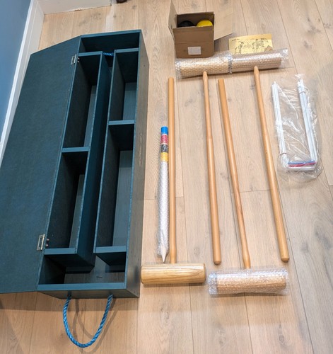 Wooden croquet set with - set,