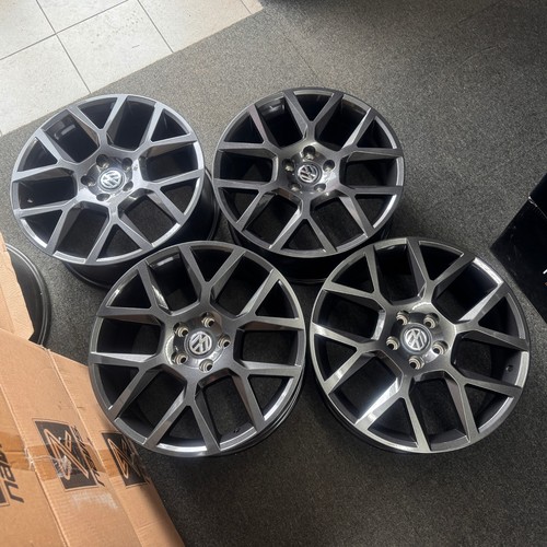 Display vw golf - 18",