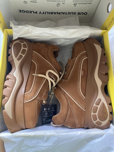 Women tan nubuck buffalo - women’s,