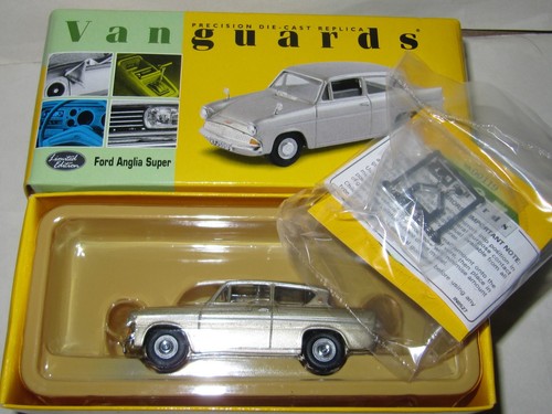 Corgi vanguards ford anglia - vanguards,