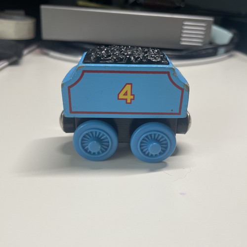Thomas the tank engine - thomas,