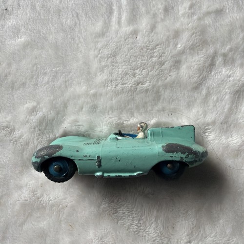 Vintage dinky toys 238 jaguar - toys,