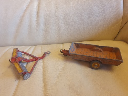 Dinky toys disc - disc, farm