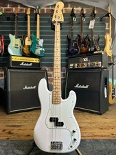 Fender Player Precision Bass