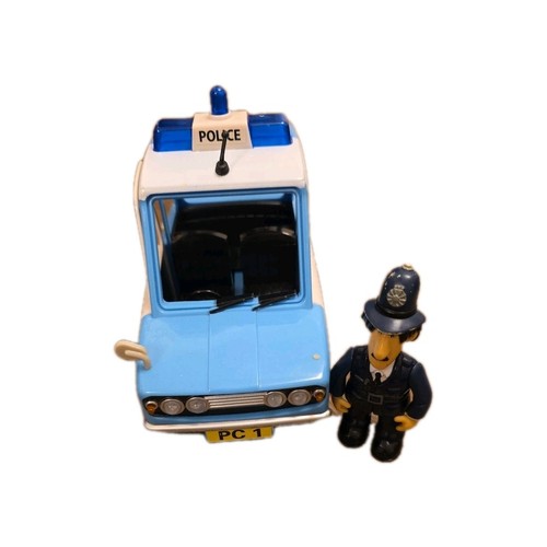 Postman pat selby - pat,