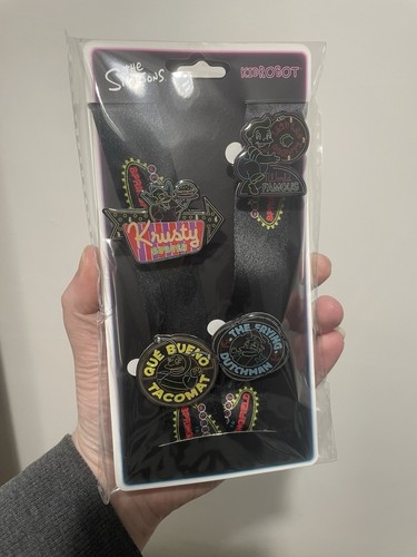 The simpsons kidrobot pins - kidrobot, &