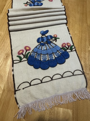 452 1930 crinoline lady - crinoline,