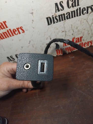 Ford fiesta mk7 aux usb - mk7, port