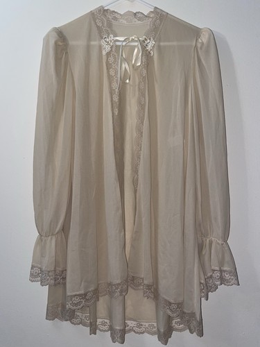 Vtg petra fashions sheer - vtg,
