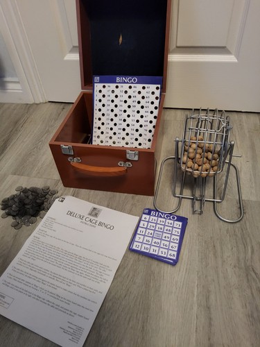 Vintage pavilion deluxe cage - deluxe,
