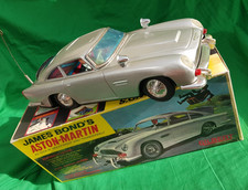 Gilbert James Bond DB5 Aston