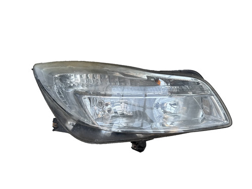 Vauxhall insignia front - a,