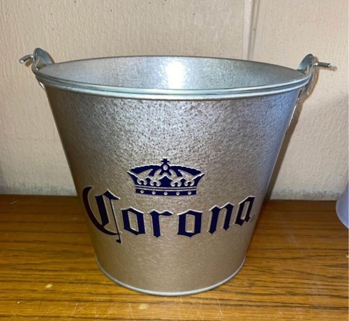 Corona metal ice bucket with - metal,