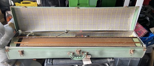 1950s vintage singer - 1950s,