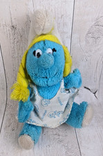 Vintage 1981 Smurfette soft plush toy Peyo Wallace Berrie