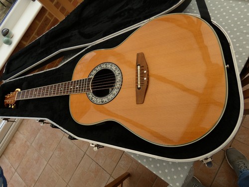Ovation ultra delux 1517d - 1517d, with
