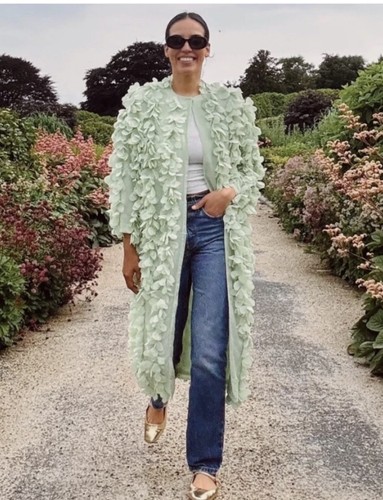 Zara textured floral - textured, petal