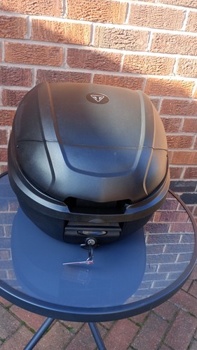 Triumph top box - triumph, box,