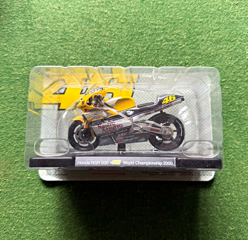 Valentino rossi vr46 - rossi, 1:18