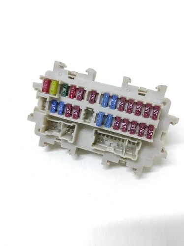 Nissan armada y62 fuse - armada, box