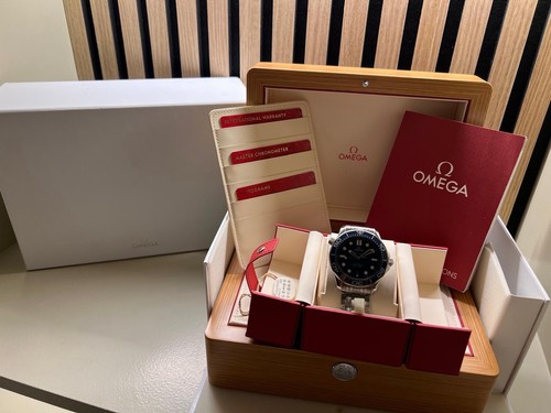 Unworn omega seamaster diver - omega,