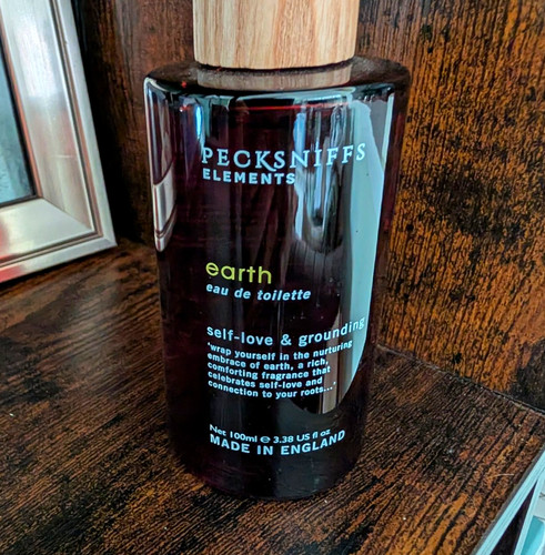 Pecksniff elements earth eau - pecksniff's,