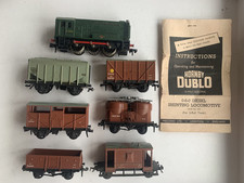 Hornby 2231 Diesel Shunter Loco plus 5 boxed wagons..