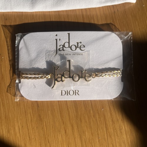 Christian dior adore cd - christian,